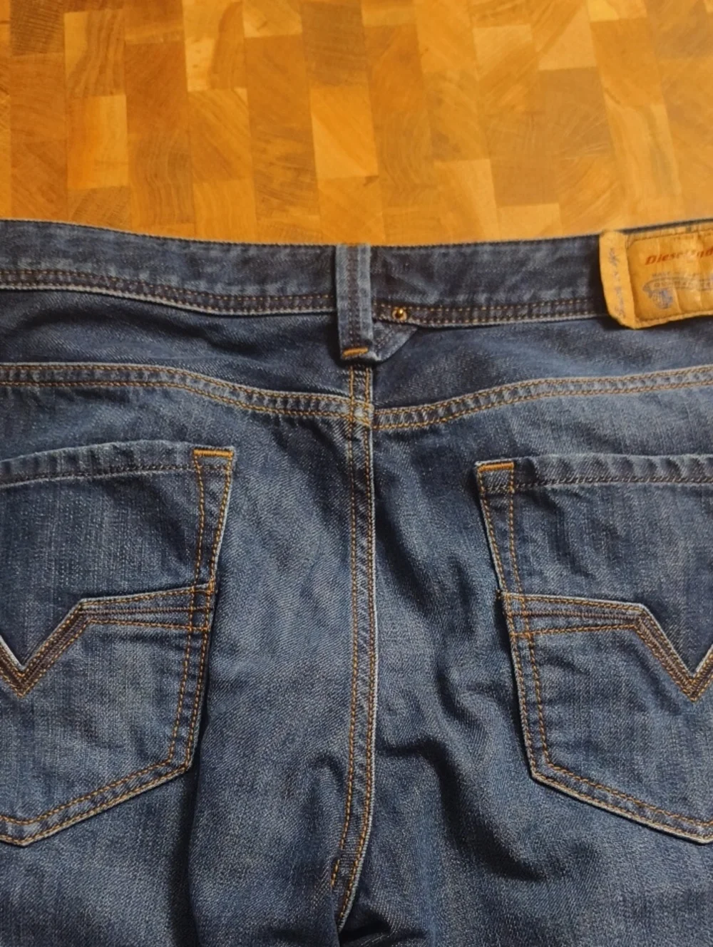 Diesel Larkee Regular Straight Fit Men's Dark Blue Denim Jeans - Brand new W Tah
